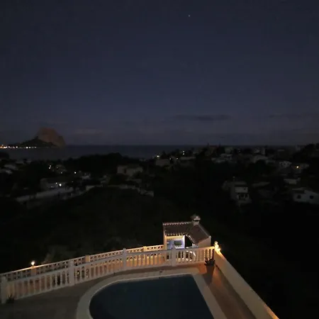 Costa - Castillo Holiday home *
